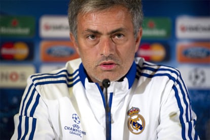 José Mourinho, durante la rueda de prensa ofrecida ayer en Ámsterdam.