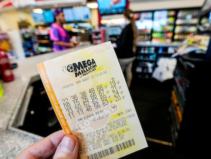 Un boleto de la loteria Mega Millions.