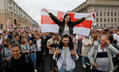 Protesta contra Lukashenko en Minsk, este domingo.