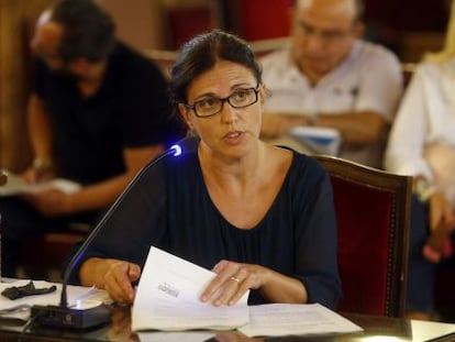 La empleada de la Agencia Valenciana de Turismo Ana Grau durante su declaraci&oacute;n como acusada en el primer juicio a la trama G&uuml;rtel.