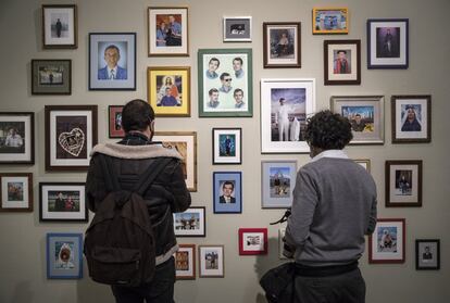 ”Todo el mundo tiene algo, aunque hay individuos que poseen más carácter o transmiten una fuerza especial, no son predecibles, y eso me atrae", opina el fotógrafo.