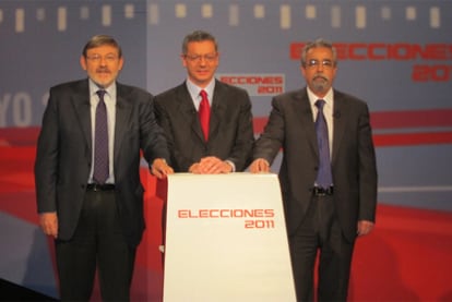 Alberto Ruiz Gallardón (PP), Jaime Lissavetzky (PSOE) y Ángel Pérez (IU), anoche.