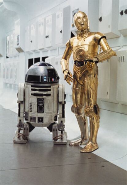 R2-D2 y C-3PO, en su aparición original en 'La guerra de las galaxias'.