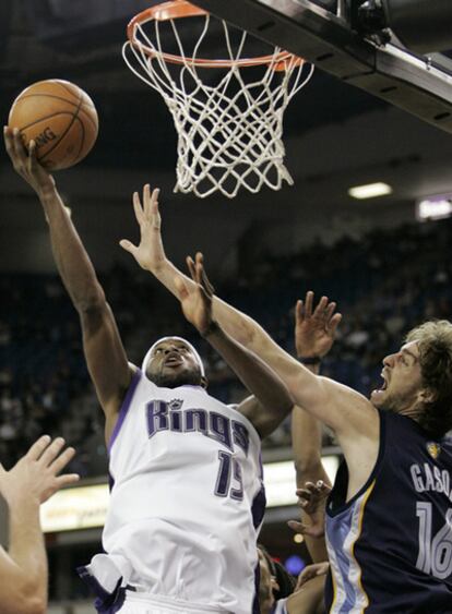 Pau Gasol, durante el partido ante los Kings