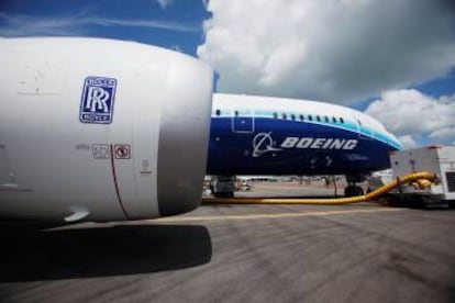 Un avión de Boeing del modelo 787 Dreamliner, que tuvo problemas con su batería de litio