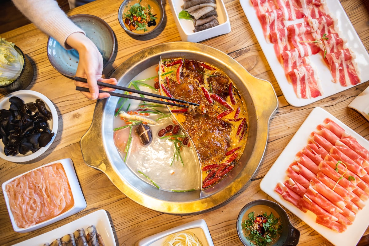 Chinese hot pot fever: what is it and how to make it | Culture | EL PAÍS  English