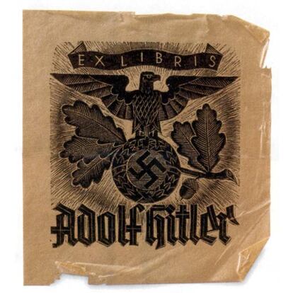 El <i>ex libris</i> con el que Hitler marcaba sus libros.