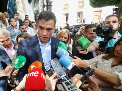 The acting prime minister of Spain, Pedro Sánchez, in Níjar (Almería).