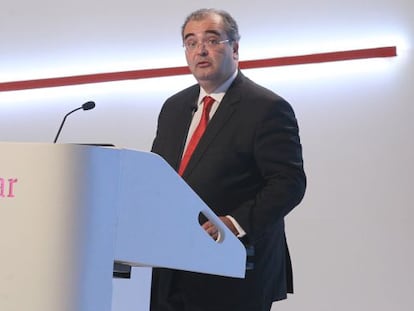 Angel ron, presidente del Banco Popular