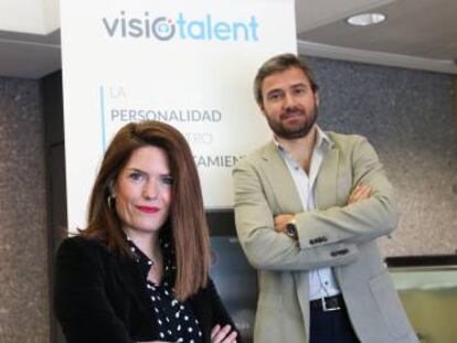 Ignacio S&aacute;nchez, responsable de Visiotalent en Espa&ntilde;a, y Beatriz Esteban, directora de ventas