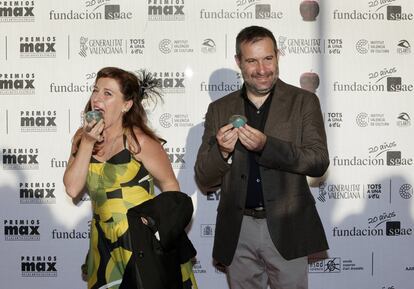 En la foto Mariam Bañobre y Santiago Cortegoso, candidato mejor dirección escénica y autoría teatral.
