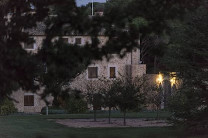 La masia de Santa Cristina d'Aro adquirida per la família Lara el 2006.