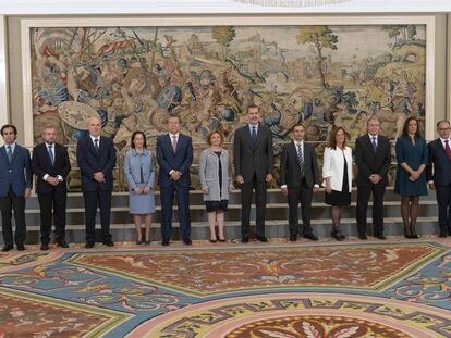 La decana del Colegio de Registadores, María Emilia Adán, encabeza a la Junta de Gobierno del Colegio de Registradores, que hoy ha sido recibida en audiencia por el Rey Felipe VI.