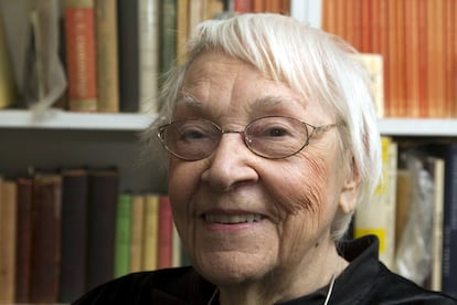 Carmen Herrera, en su estudio de Manhattan (Nueva York), en abril de 2010.