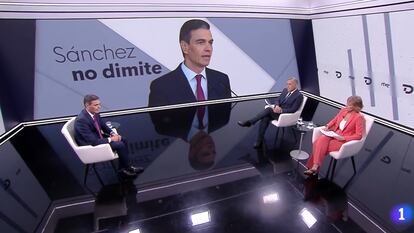 El presidente del Gobierno, Pedro Sánchez, durante la entrevista en TVE.