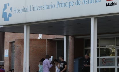 Entrada del hospital Príncipe de Asturias de Alcalá de Henares.