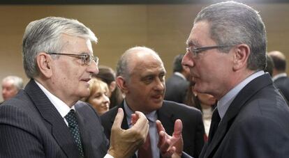 Torres-Dulce junto a los ministros de Justicia e Interior