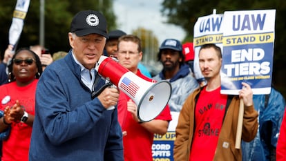 U.S. President  Joe Biden on the picket line on September 26.