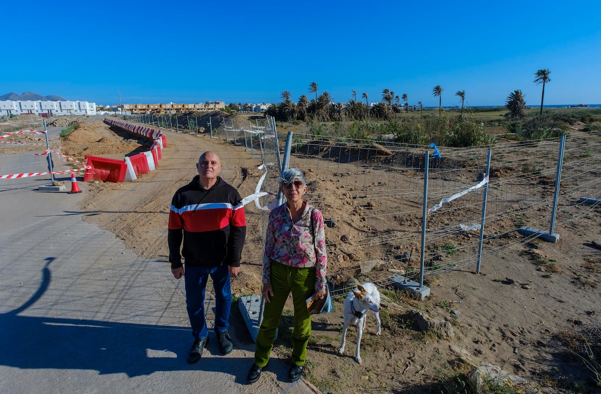 El ladrillo toma el parque natural Cabo de Gata