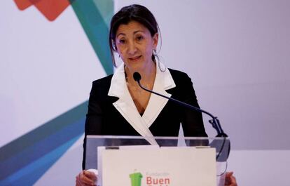 La excandidata presidencial colombiana Íngrid Betancourt pronuncia un discurso durante el foro 'La Reconciliación, más que realismo mágico'