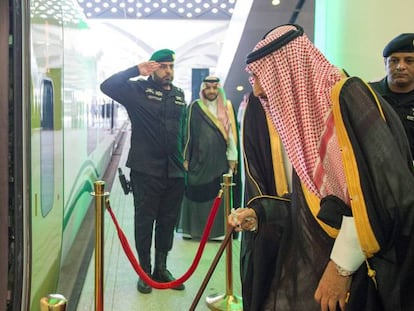 El rey de Arabia Saudí Salman bin Abdulaziz Al Saud en la inauguración del AVE a la Meca.