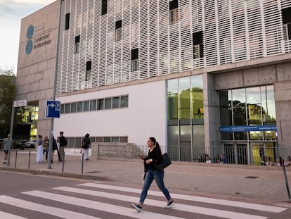 (DVD1183) 18/10/2023 - Barcelona - En la imagen la facultad de Medicina de la Universidad de Barcelona en el Campus Universitario del Hospital de Bellvitge . foto: Massimiliano Minocri