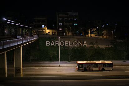 Acceso a Barcelona por la Meridiana en la quinta semana de confinamiento.