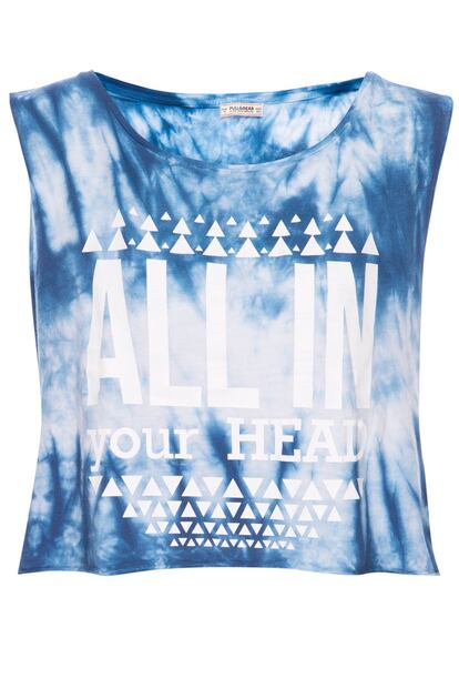 En tie-dye, de Pull and Bear (12,99 euros).