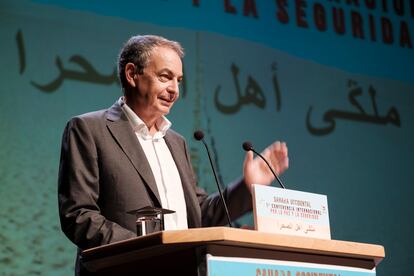 El expresidente del Gobierno, José Luis Rodríguez Zapatero, interviene este viernes en la segunda jornada de la "Conferencia por la Paz y la Seguridad en el Sahara Occidental" convocada por el Movimiento Saharaui por la Paz.