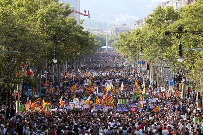 Un momento de la manifestación contra los atentados yihadistas en Cataluña que bajo el eslogan "No tinc por" (No tengo miedo).