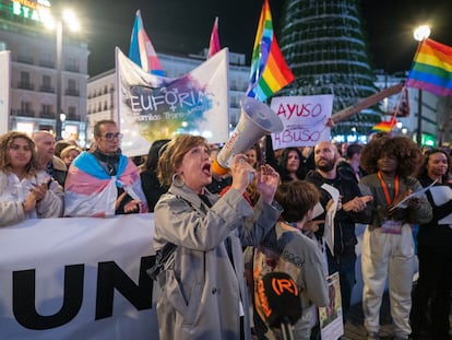 Manifestación por los derechos LGTBI, este lunes en Madrid.