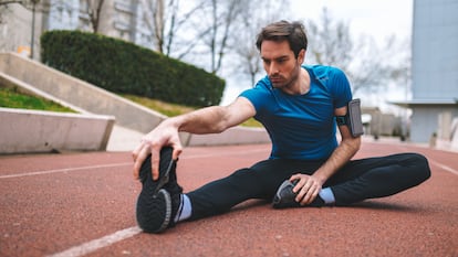 Artículo de EL PAÍS Escaparate que describe el pantalón de deporte Adidas para hombre más cómodo y en oferta