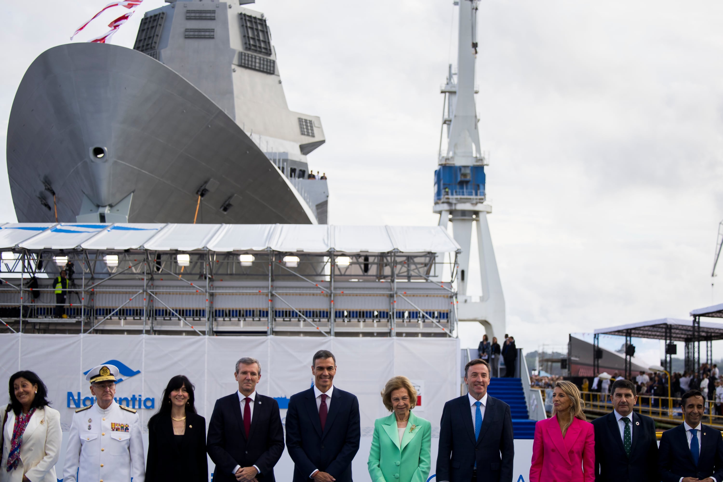 Botadura de la Fragata F-111 'Bonifaz' construida en el astillero Navantia. La Reina Emérita Sofía, participa en la botadura de la F-111 'Bonifaz' como madrina. En la que también participan el presidente del Gobierno, Pedro Sánchez, la vicepresidenta y mi