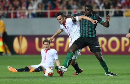 Iborra y N&rsquo;Diaye pugnan por el bal&oacute;n