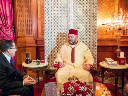 El rey de Marruecos, Mohamed VI, recibe este viernes en el Palacio Real de Casablanca al nuevo jefe de Gobierno, el islamista del PJD Saadedin el Othmani.