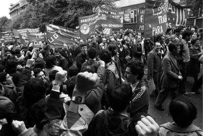 La manifestación del Primero de Mayo en Bilbao, organizada por UGT, CC OO y ELA-STV, en 1981.
