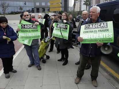 Protesta contra Bankia el pasado 15 de marzo en Valencia.