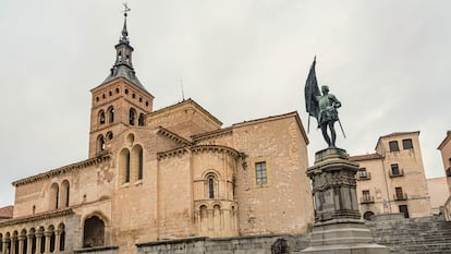 Plaza Medina del Campo Segovia