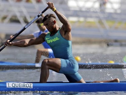 Isaquias Queiroz está na final da canoagem.