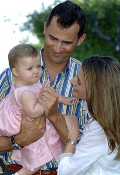 Los Príncipes de Asturias, con Leonor en una foto reciente en Palma.