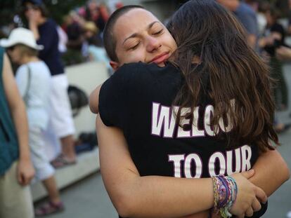 A estudante Emma González (de frente), no sábado em Fort Lauderdale.