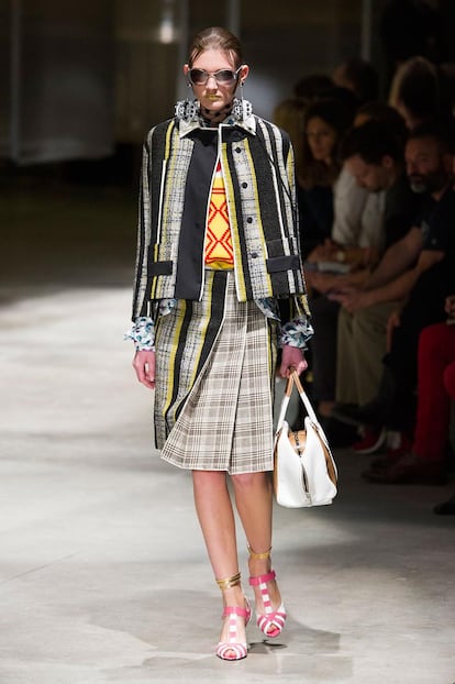 desfile prada primavera verano 2016