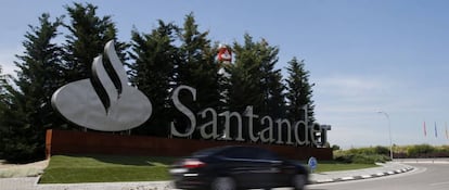  Vista de la Ciudad Financiera del Banco de Santander en la localidad de Boadilla del Monte (Madrid)