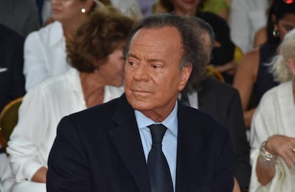 El cantante Julio Iglesias.