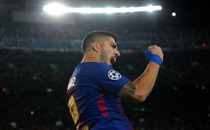 Luis Suarez celebrando un gol durante el partido de ida en el Cap Nou.