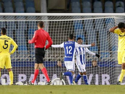 Vela celebra su gol tras el error defensivo del Villarreal