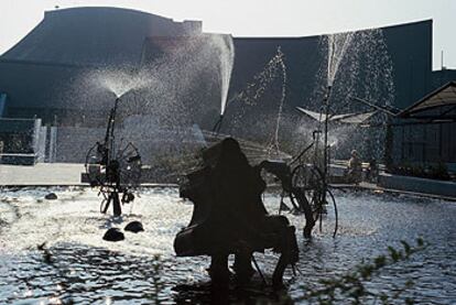 Situada al norte de Suiza, a orillas del Rin, Basilea cuenta con numerosas fuentes antiguas y modernas, como ésta del artista suizo Jean Tinguely (1925-1991).