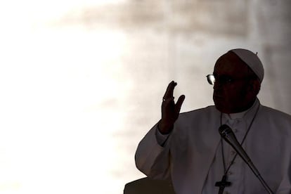 Papa Francisco durante audiência geral na Praça de São Pedro, no Vaticano.