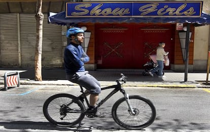 Entrada del club Show Girls, en el centro de Valencia. 