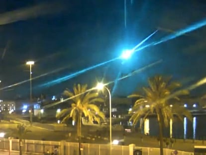 Meteorito visto por una cámara de Cádiz, en una imagen de redes sociales.